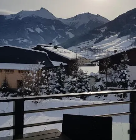 The.apartment - In