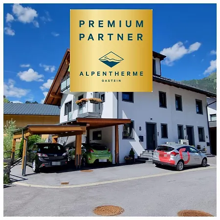 The - Alpentherme Inklusive Apartment Bad Hofgastein